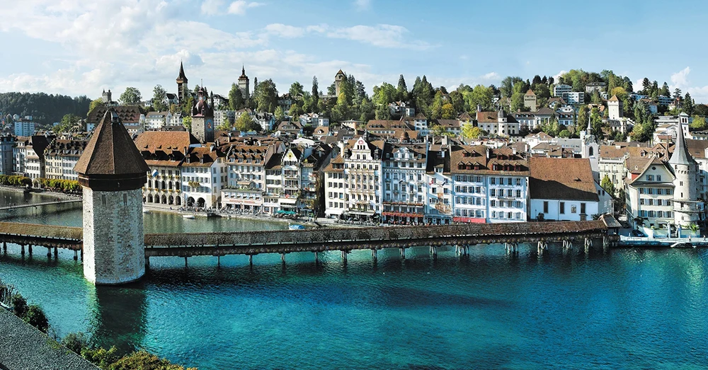 qptlllwvlyael08xrvb0